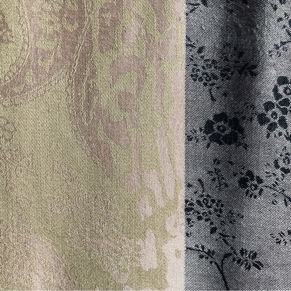 PASHMINA SCARF with tassels - Long Paisley, Floral & Leopard patterned - Picture 6 of 7